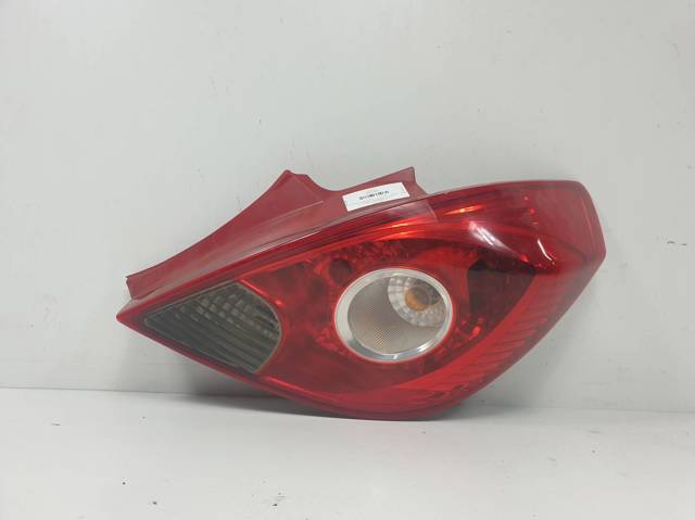 Lanterna traseira direita 13186351 OPEL
