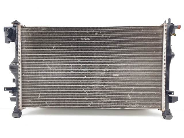 Radiador de esfriamento de motor 13241725 OPEL