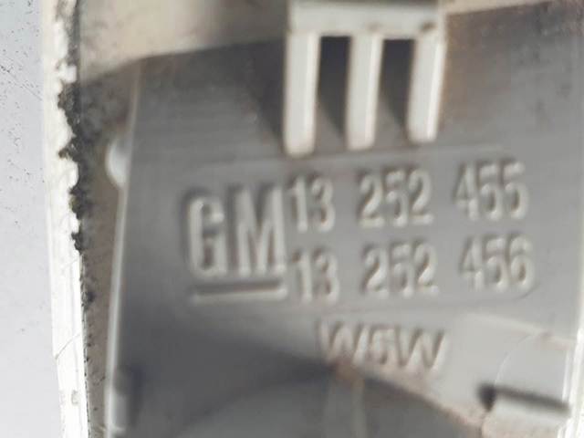 Luz intermitente no pára-lama esquerdo 13252455 OPEL