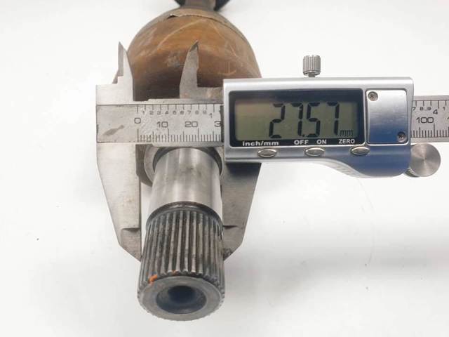 Semieixo (acionador) dianteiro esquerdo 1481450080 PEUGEOT