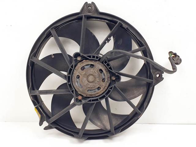 Ventilador elétrico de esfriamento montado (motor + roda de aletas) direito 1494742080 PEUGEOT