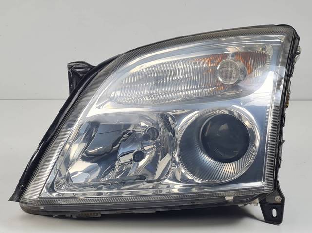 Luz esquerda 15588700 OPEL