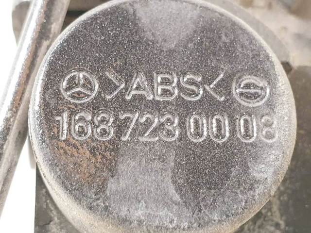 1687230008 Mercedes