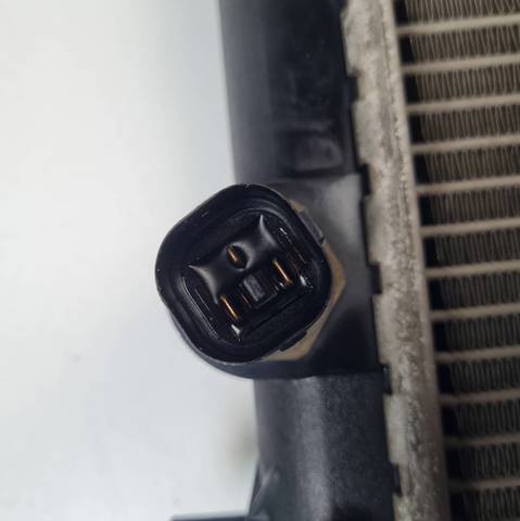 Radiador de esfriamento de motor 1J0121253P VAG