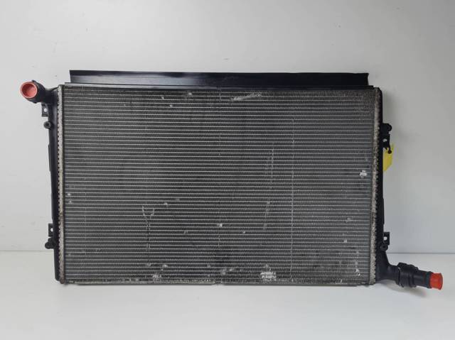 Radiador de esfriamento de motor 1K0121251AM VAG