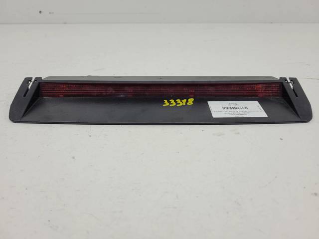 Sinal de parada traseiro adicional para Volkswagen Jetta 1K2