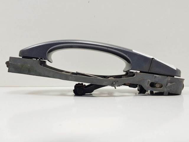 Suporte de maçaneta externa da porta traseira esquerda 1T0839885 VAG