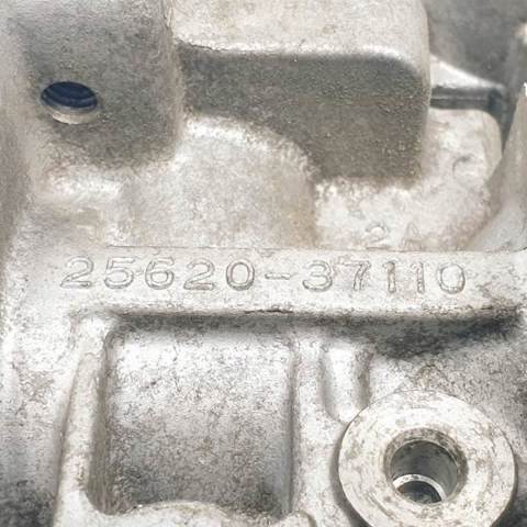 Válvula EGR de recirculação dos gases 2562037110 TOYOTA
