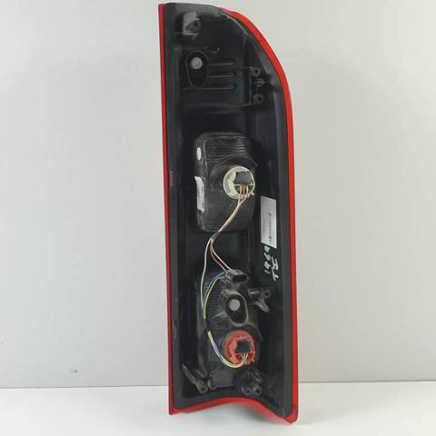 Lanterna traseira esquerda superior 265556737R FIAT
