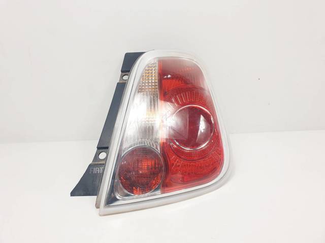 Lanterna traseira direita 27043201 FIAT