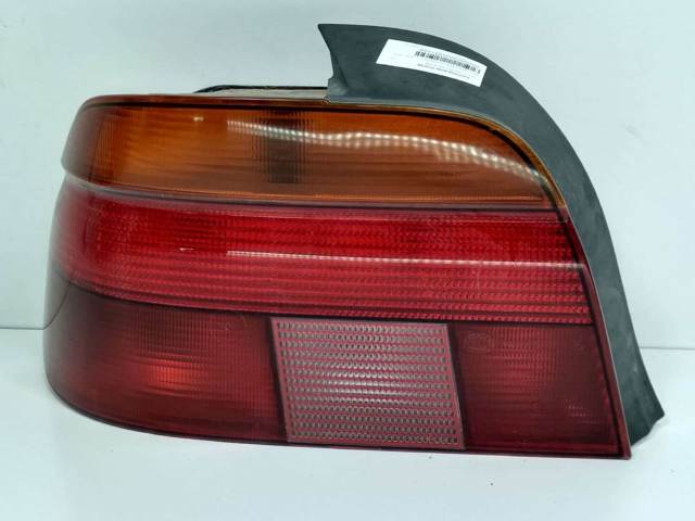 Lanterna traseira esquerda 2VP00724001 BMW