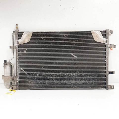 Radiador de aparelho de ar condicionado 30676414 VOLVO