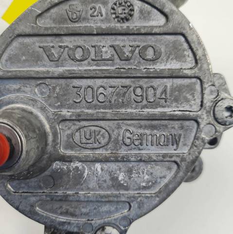 Bomba a vácuo 30677904 VOLVO