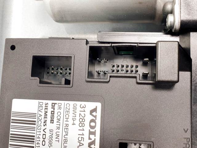 30753143LH Volvo