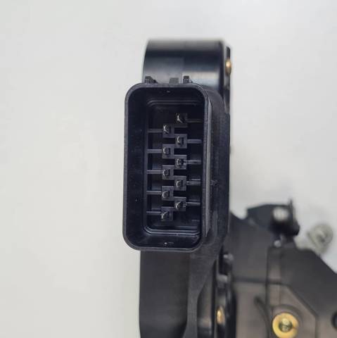 Fecho da porta dianteira direita 30753664 VOLVO