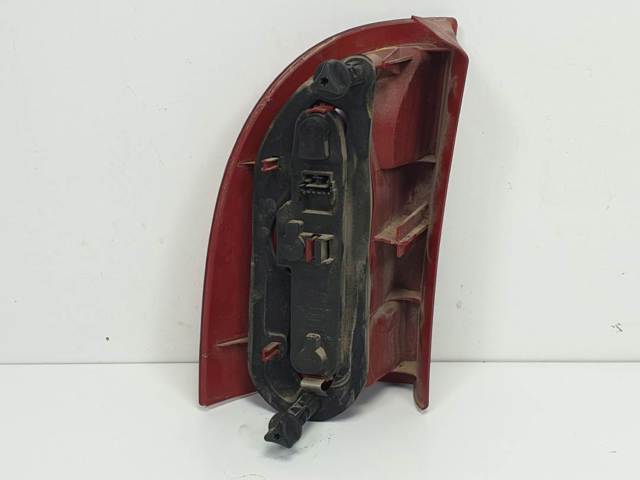 Lanterna traseira direita 39680751 RENAULT