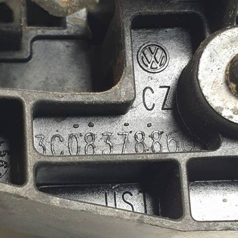 Suporte de maçaneta externa da porta dianteira direita 3C0837886G VAG