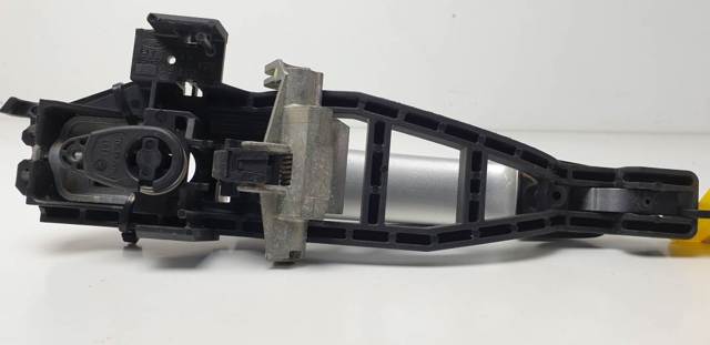 Suporte de maçaneta externa da porta dianteira esquerda 3M51R224A37AE FORD