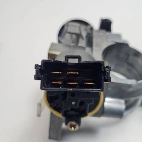 4408A040 Mitsubishi