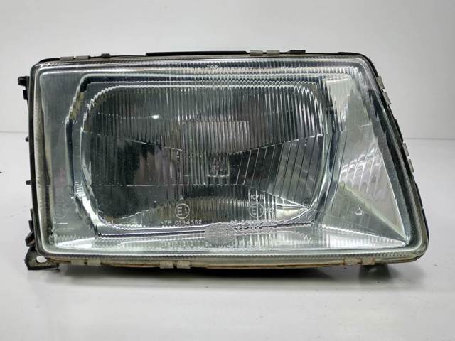 Luz direita 443941030E VAG