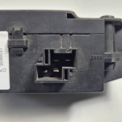 Fecho de tampa de porta-malas (de 3ª/5ª porta traseira) 495072894 OPEL