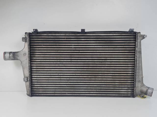 Radiador de intercooler 4B0145805E VAG