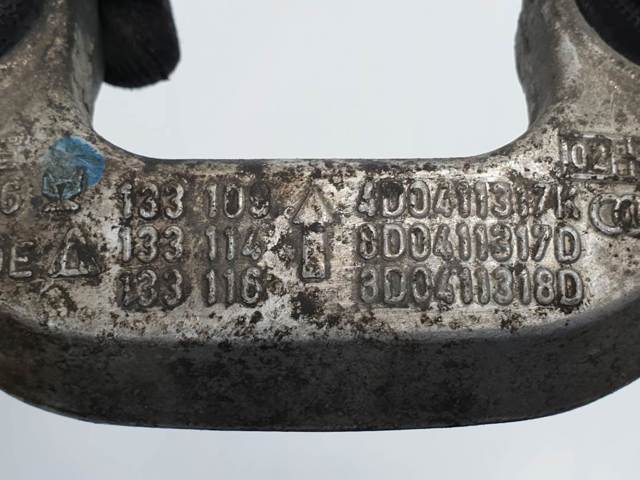 Montante de estabilizador dianteiro 4D0411317K VAG