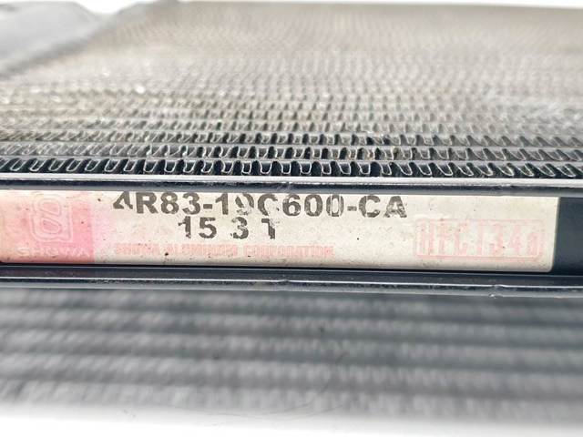 Radiador de aparelho de ar condicionado 4R8319C600CA JAGUAR