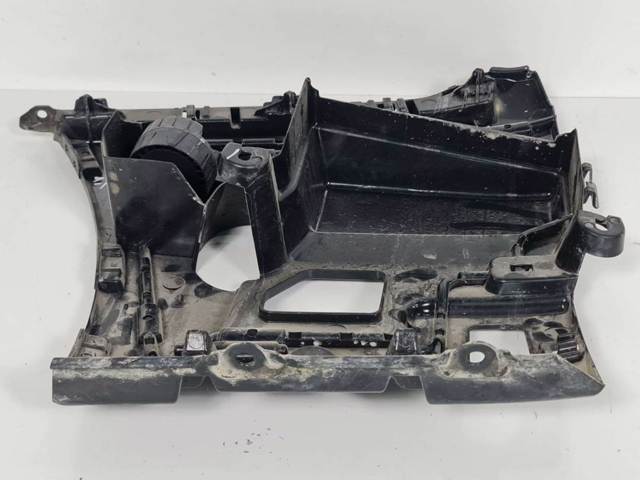 Guia direita do pára-choque traseiro 51127285562 BMW