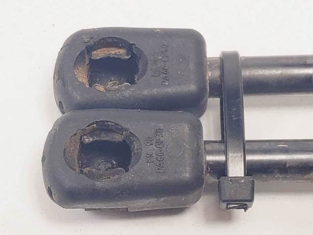 Amortecedor de tampa de porta-malas (de 3ª/5ª porta traseira) 51247127875 BMW