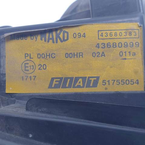 Luz direita 51755054 FIAT