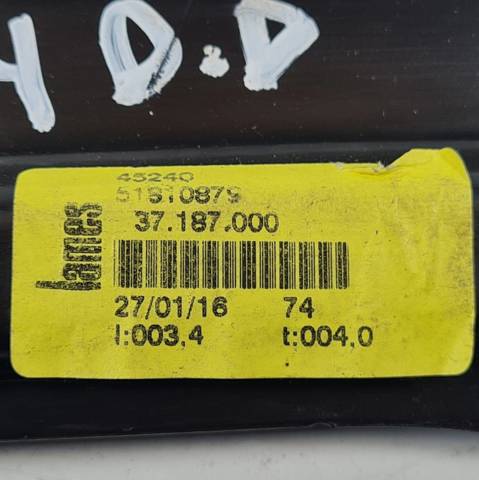 Mecanismo de acionamento de vidro da porta dianteira direita 51810879 OPEL