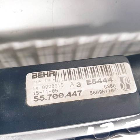 Radiador de esfriamento de motor 55700447 FIAT