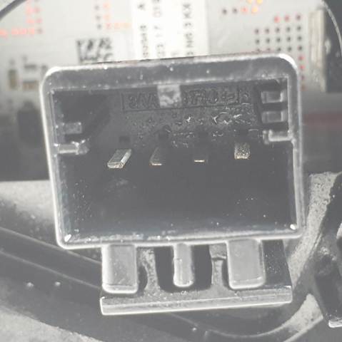 565945307B VAG