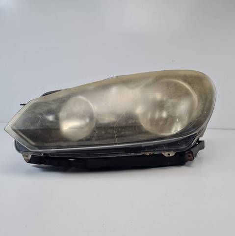 Luz esquerda 5K1941005J VAG