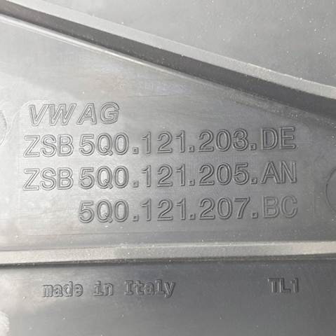 Difusor do radiador de esfriamento, montado com motor e roda de aletas 5Q0121203DE VAG