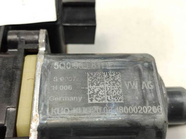 Motor de acionamento de vidro da porta traseira esquerda 5Q0959811E VAG