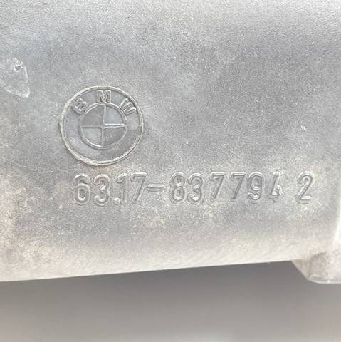 Luzes de nevoeiro direitas 63178377942 BMW