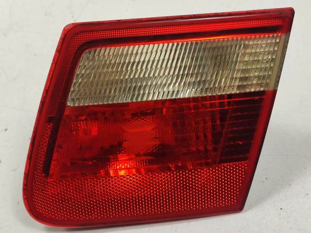 Lanterna traseira direita interna 63218368760 BMW