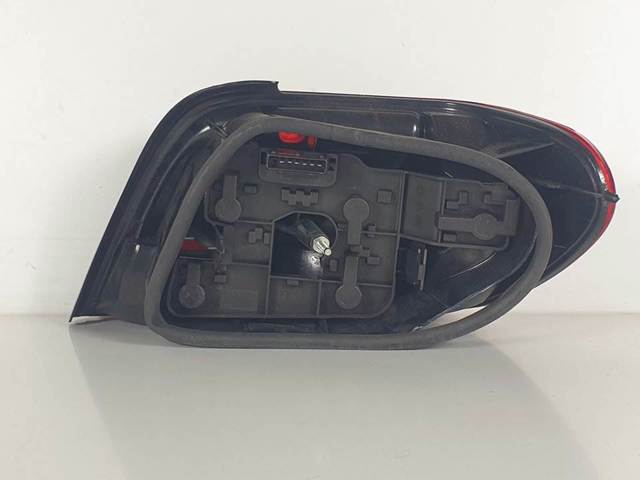 Lanterna traseira esquerda 6350J5 PEUGEOT