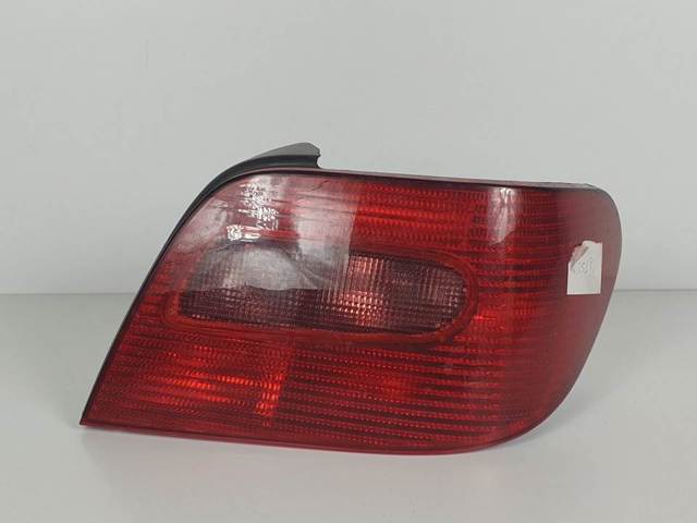 Lanterna traseira direita 6351P0 PEUGEOT