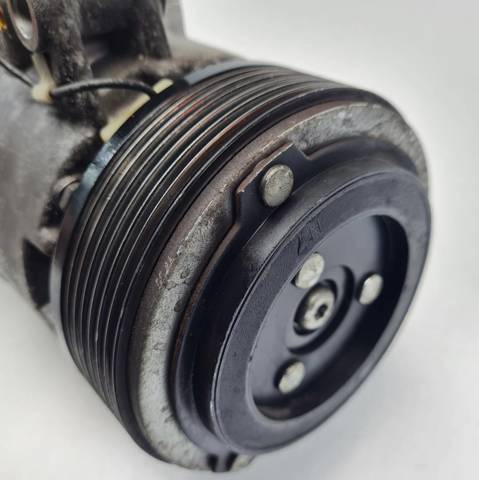 Compressor de aparelho de ar condicionado 6452915682002 BMW