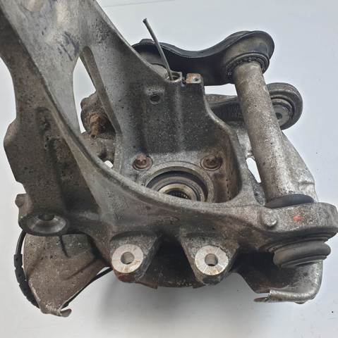 Pino moente (extremidade do eixo) traseiro esquerdo 6770983 BMW