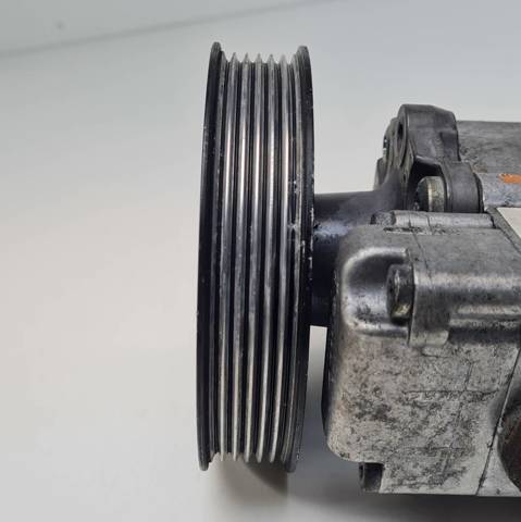 Bomba da Direção hidrâulica assistida 678084804 BMW
