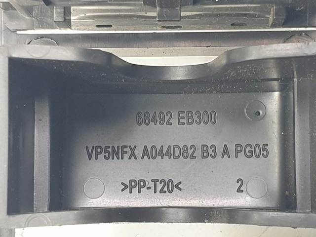 68492EB300 Nissan/Infiniti