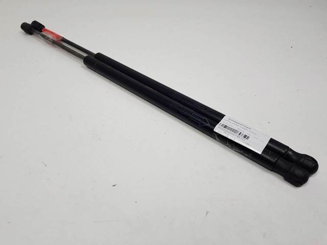 689600F011 Toyota
