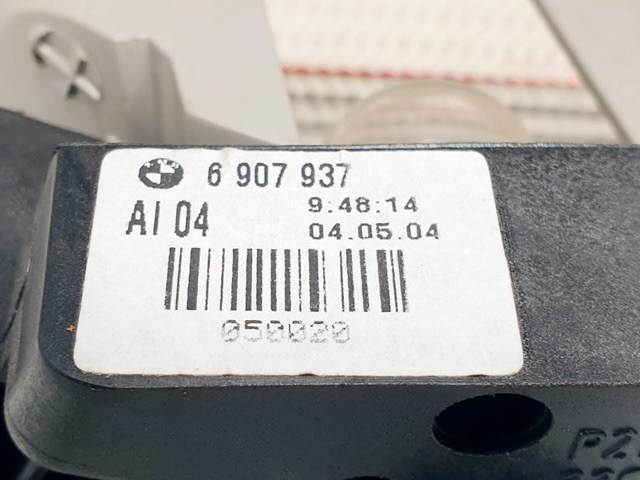 Base (casquilho) da luz traseira 6907937 BMW