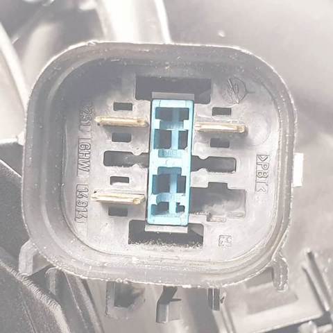 6937515 BMW