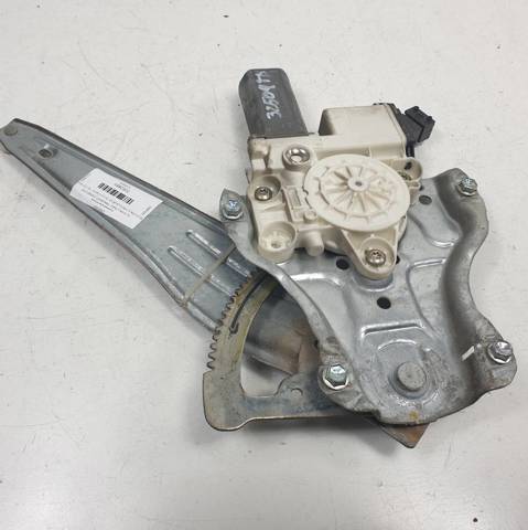 Mecanismo de acionamento de vidro da porta traseira direita 6983002100 TOYOTA