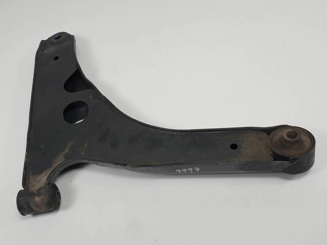 Braço oscilante inferior esquerdo de suspensão dianteira 6C113A053EA FORD